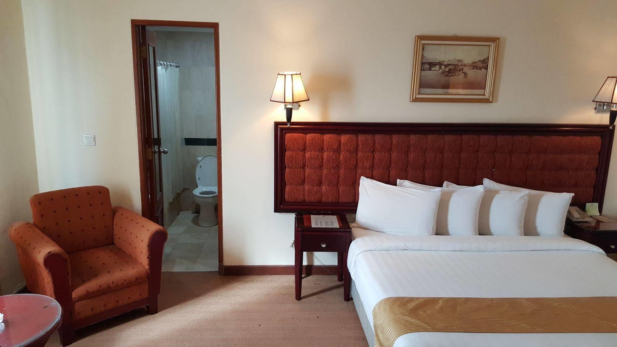 Harbourbay Amir Hotel Batam Exterior foto