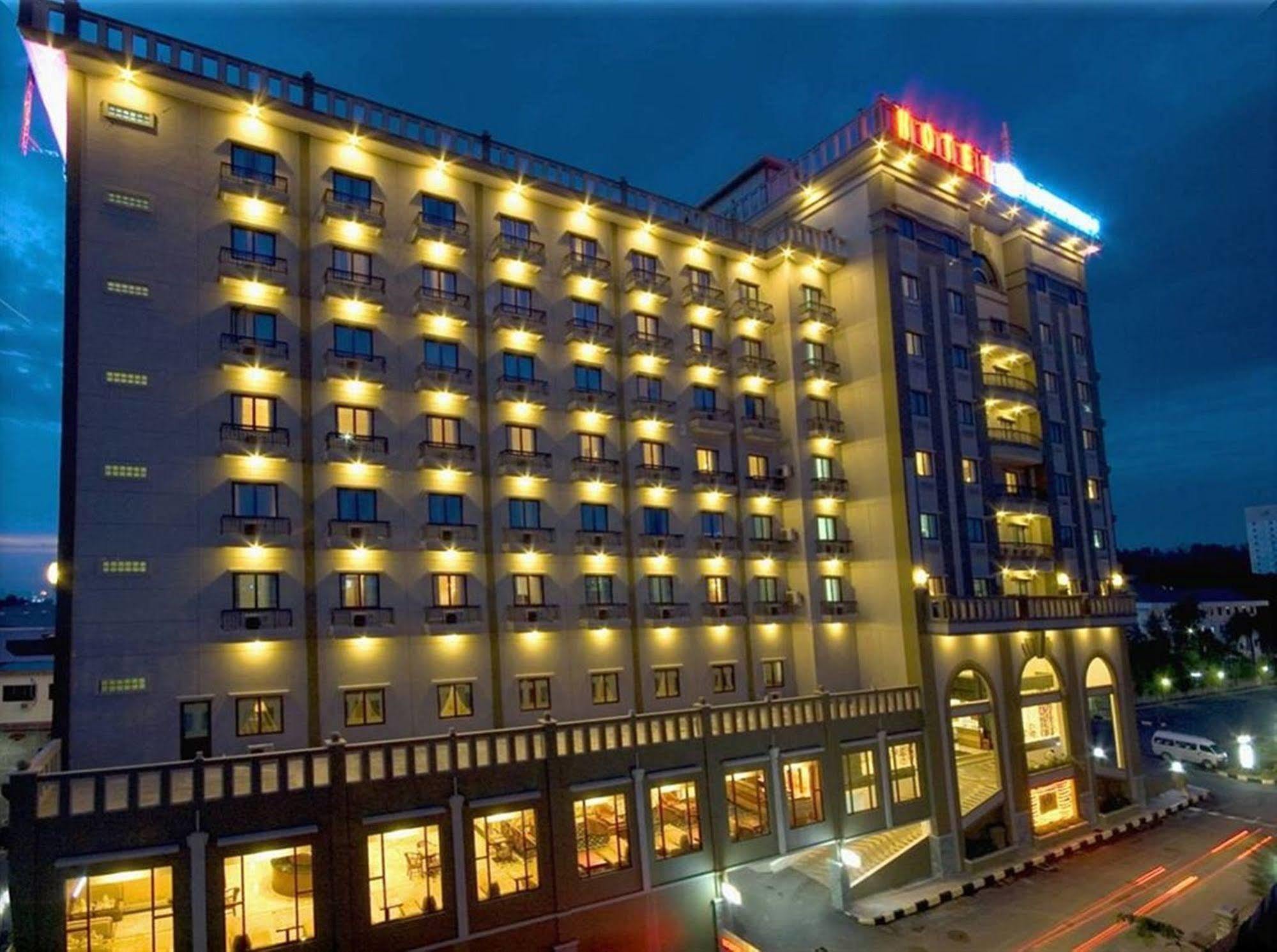Harbourbay Amir Hotel Batam Exterior foto